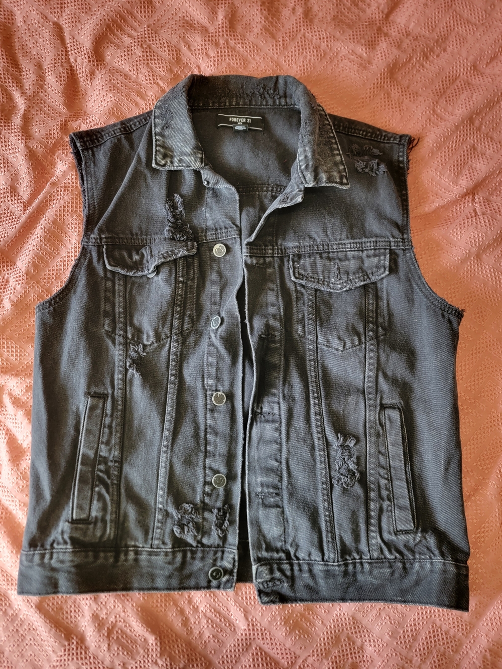 Forever 21 Women's Black Distressed Denim Vest